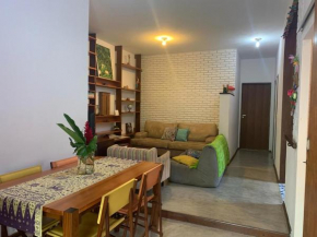 CASA COM CACHOEIRA NO QUINTAL!!!
